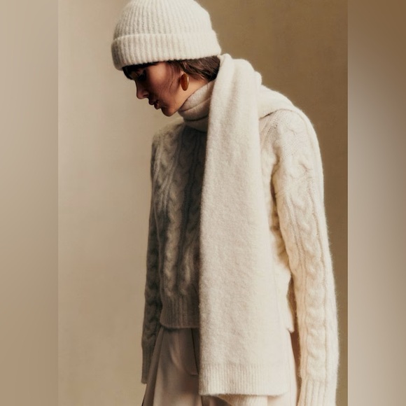 Sezane Cream Scarf - Picture 2 of 4